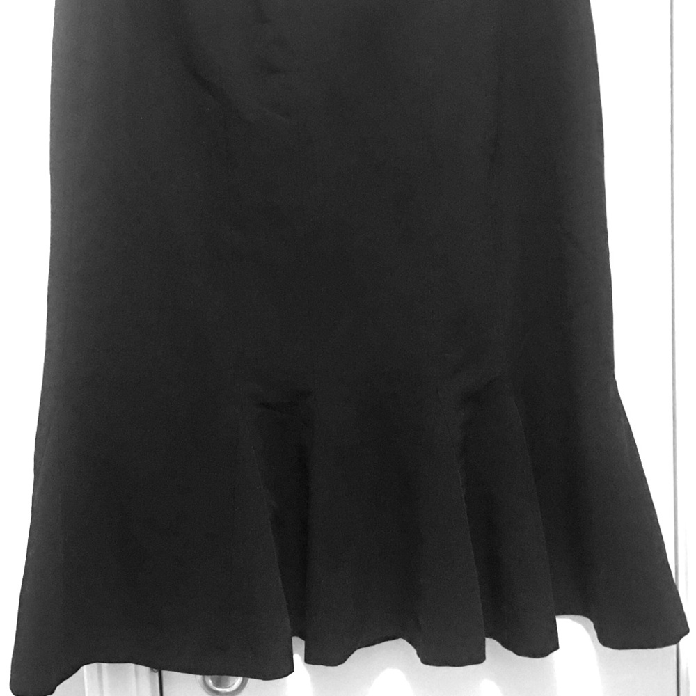 LARRY LEVINE TULIP  BOTTOM SKIRT